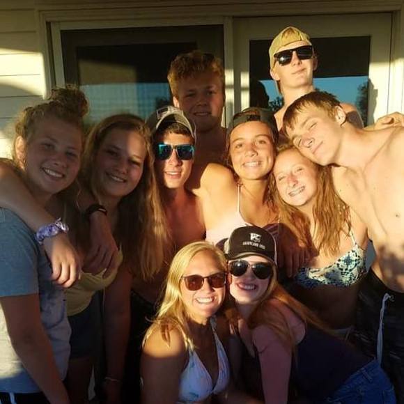 Meet your Posher, Jenna - Picture 1 of 1